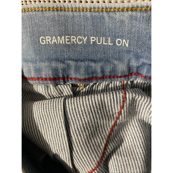 Tommy Hilfiger Gramercy Jeans Womens Size 4 Denim Skinny Slimming Pull On - Picture 7 of 7